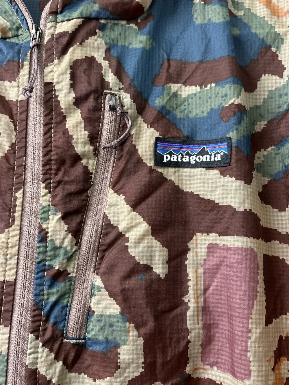 Patagonia lightweight hooded